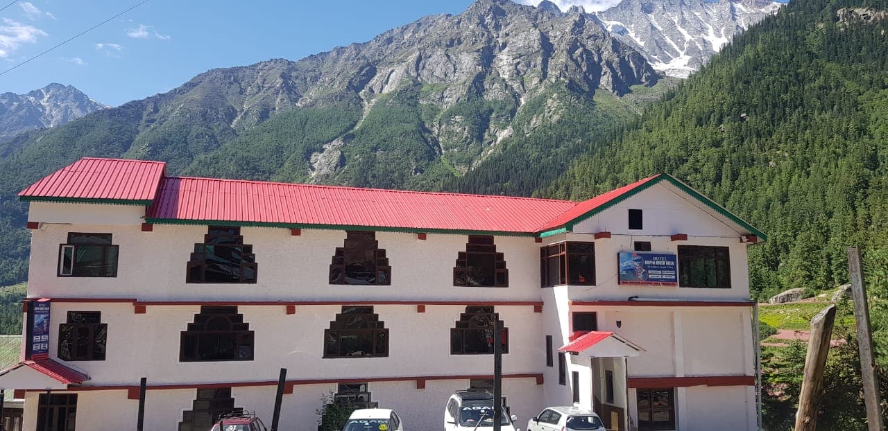 Hotel Sarahan Inn β Valley Views in Sarahan